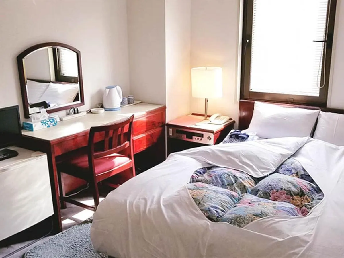 Hotel Neo Rouge Tokyo Japan